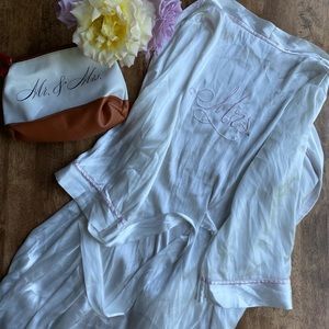 Silk Bridal Monogramed Mrs. Robe and Make Up Bag Bundle